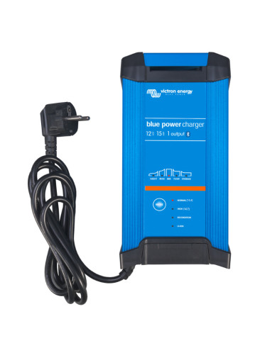 Akkumulátor Töltő 12V 15A Victron Energy Blue Smart IP22